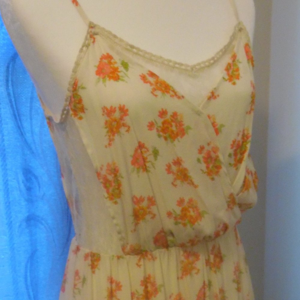 Floral Lace Dress- Forever 21